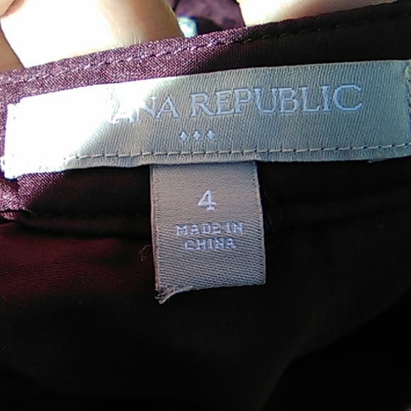 COPY - Banana Republic burgundy lace skirt. - Picture 3 of 5